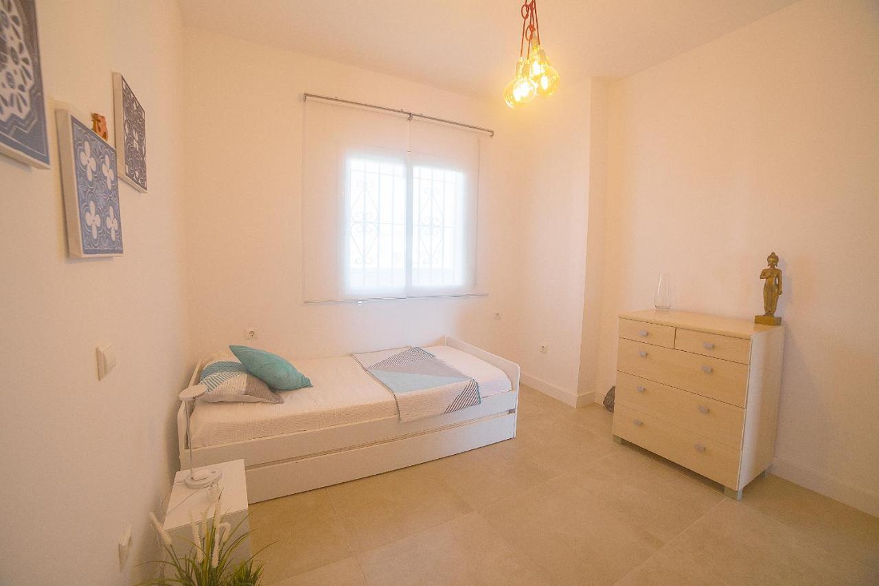 Beautiful Apartment With Sea Views! 라칼라데미야스 외부 사진